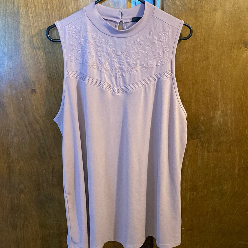 Torrid studio mock crepe crochet embroidered yoke top blouse size 2